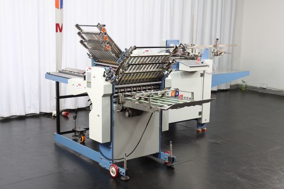 480mm প্রস্থ 380V পাওয়ার সহ গিয়ার ড্রাইভিং A3 পেপার ফোল্ডিং মেশিন